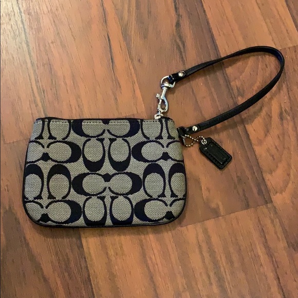Coach Wristlet - Picture 2 of 4